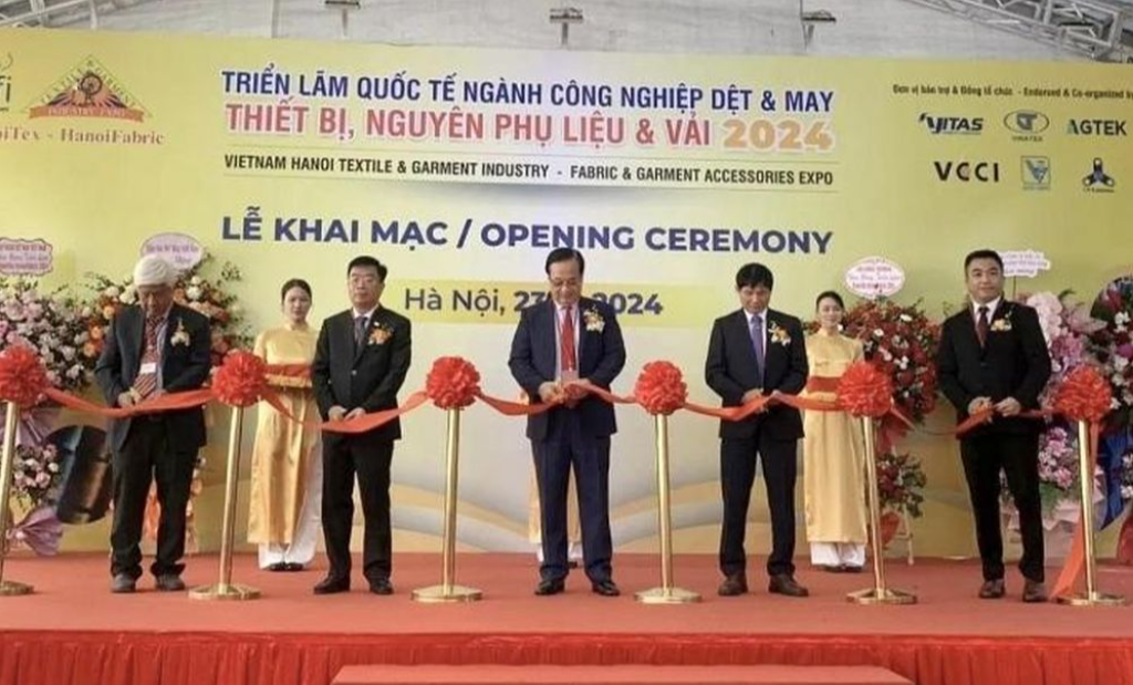 Khai mạc Triển lãm quốc tế HanoiTex & HanoiFabric 2024 tại Hà Nội