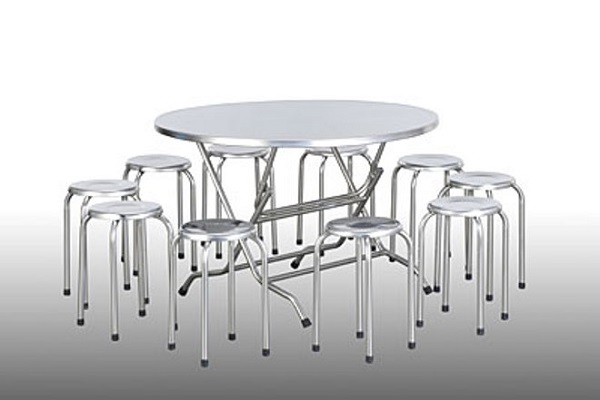 Các mẫu bàn ghế trong tổ chức sự kiện
