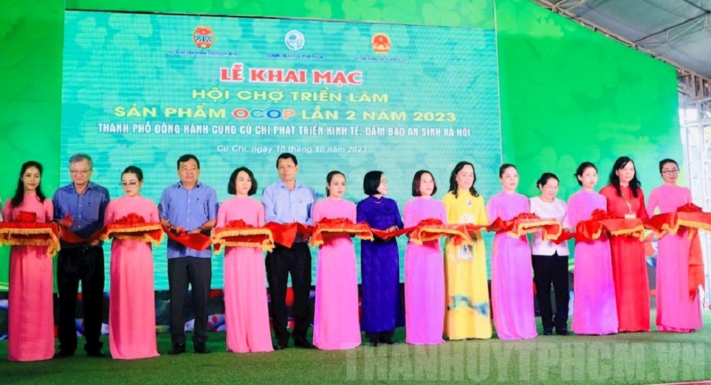 Khai mạc Hội chợ, triển lãm sản phẩm nông nghiệp tiêu biểu, sản phẩm OCOP lần 2 năm 2023