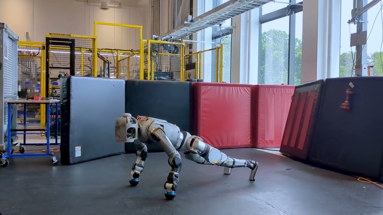 Boston Dynamics hợp tác với TRI để đưa trí thông minh AI vào robot Atlas